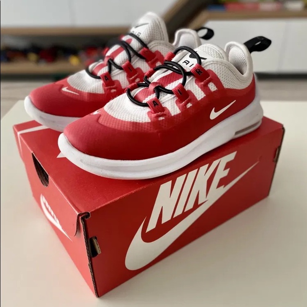 NIKE—